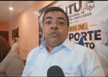 Pese aumentos en los precios de combustibles, no se contempla aumentos en el pasaje, asegura William Pérez Figuereo, presidente CNTU