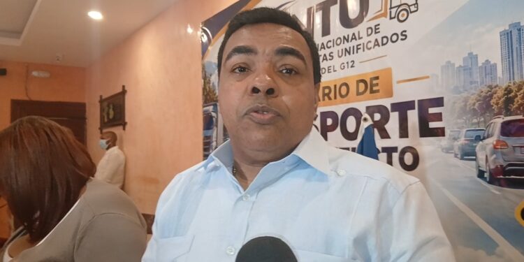 Pese aumentos en los precios de combustibles, no se contempla aumentos en el pasaje, asegura William Pérez Figuereo, presidente CNTU