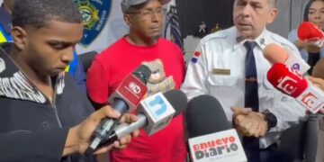 Se entrega a la Policía jóven participo en muerte de un hombre y heridas a una mujer, en Villa Juana