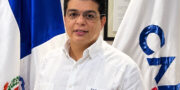 Fellito Suberví pide a ciudadanos reportar fugas y averías para preservar el agua en el GSD